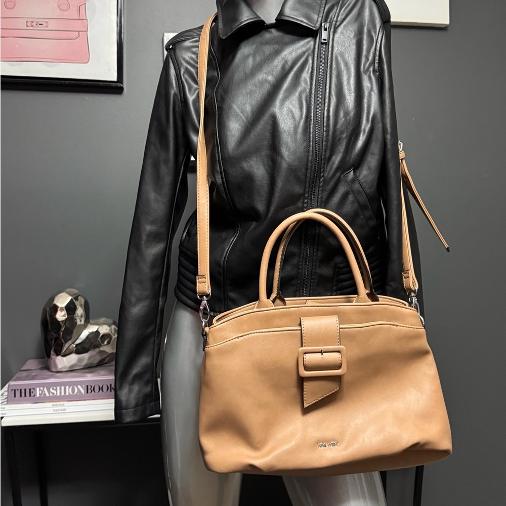 ❌SOLD❌ Nine West Cypress Tan Purse - Picture 2 of 12